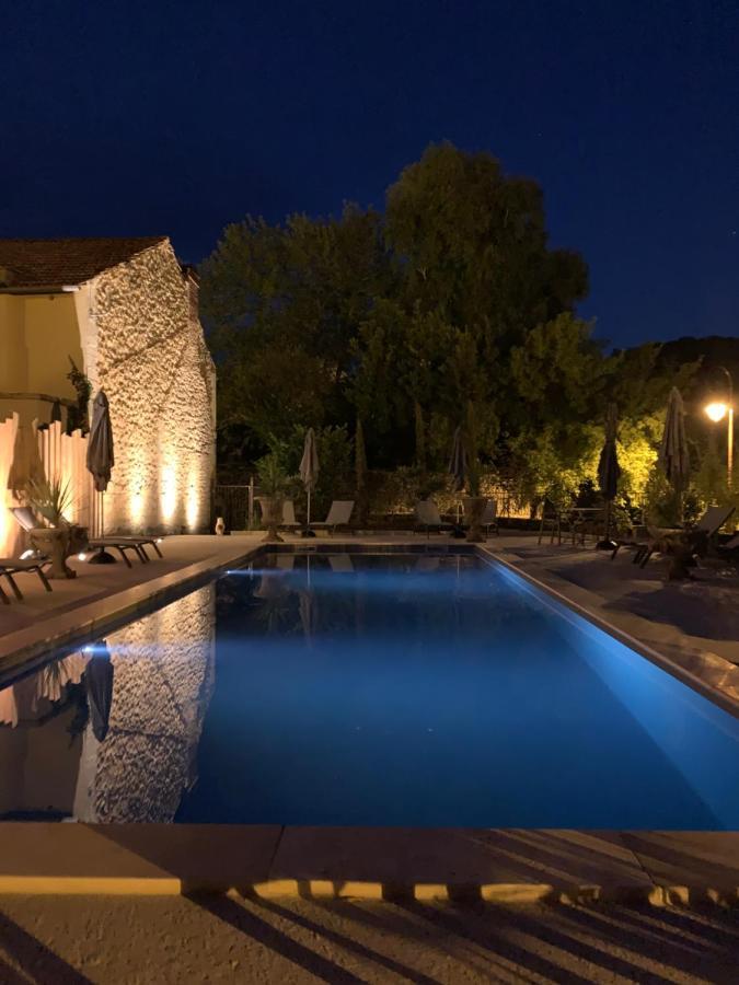 Les Appartements D Artiste De La Villa Du 15 - Restaurant La Maison - Piscine Chauffee Les Eyzies Zewnętrze zdjęcie